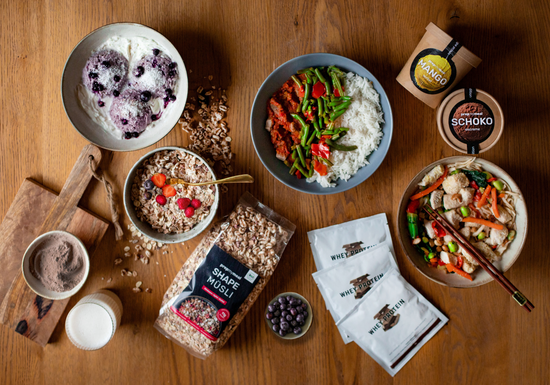 Prepmymeal products, shape muesli, dishes with fresh vegetables