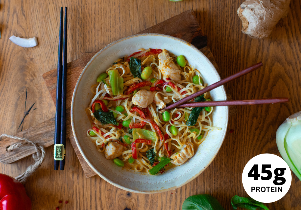 Rice noodles in coconut sauce