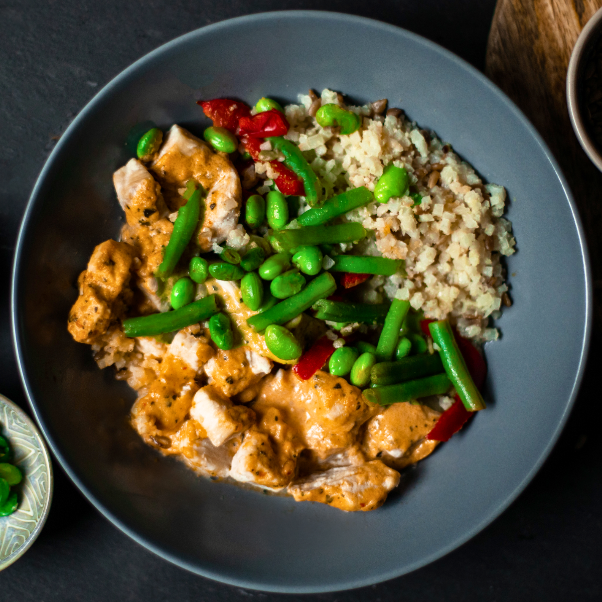 Curry de poulet rouge