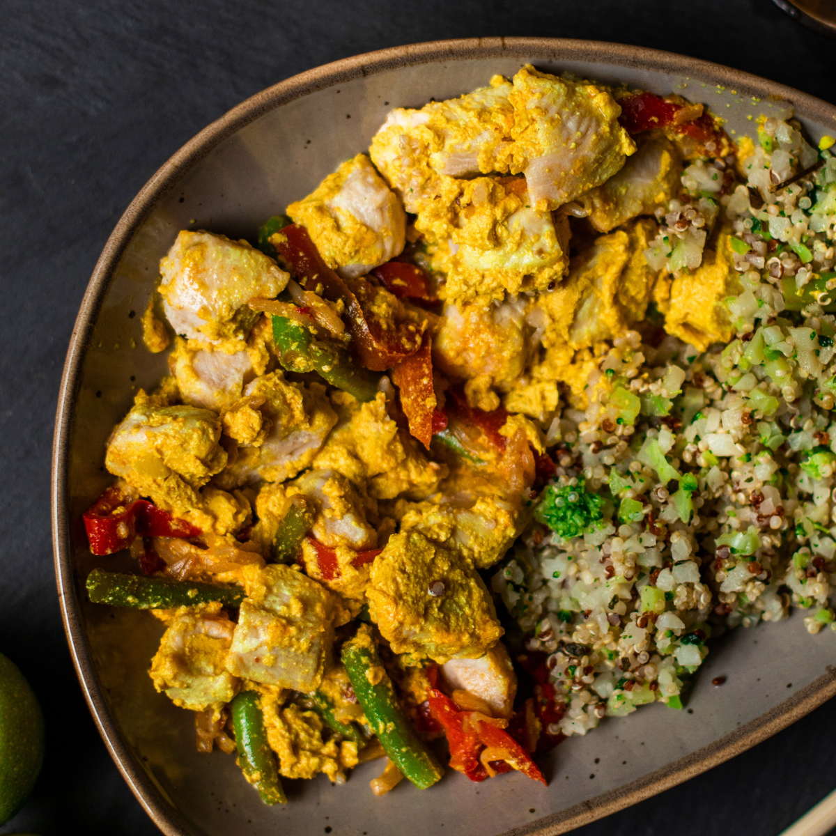 Gelbes Curry mit Hähnchenbrust