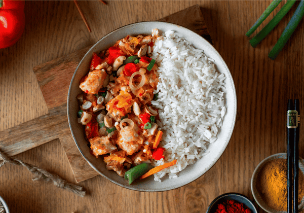 CH: Gai Pad Med Mamuang mit Reis
